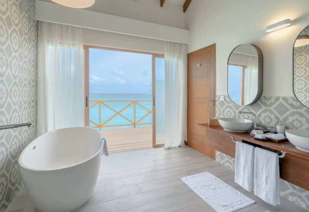 Joy Lagoon Suite, Joy Island Maldives 5*