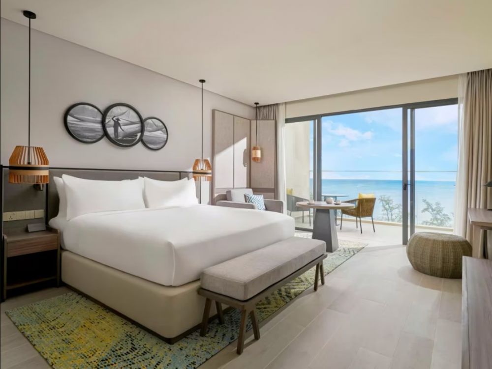 1 Bedroom Suite Oceanfront, Crowne Plaza Phu Quoc Starbay 5*