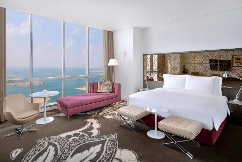 Grand Premier Room With Sea View, Conrad Abu Dhabi Etihad Towers 5*