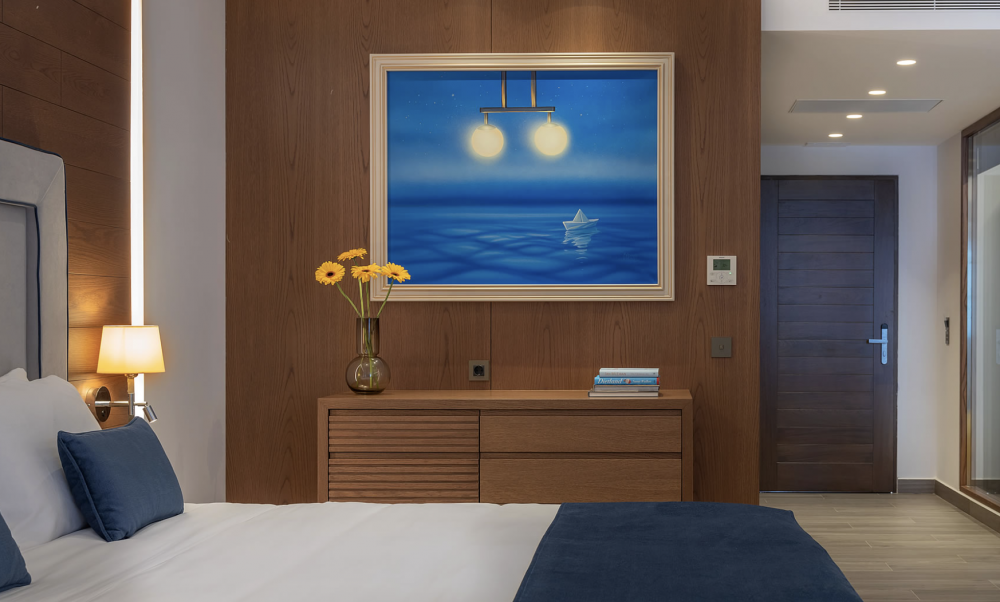 Aqua Marine Suite Waterfront with heated outdoor whirlpool and gym, Nana Princess Suites, Villas & Spa 5*