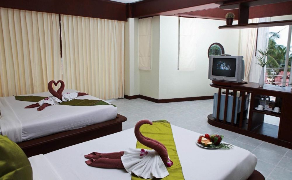 Grand Deluxe, Samui First House Hotel 3*