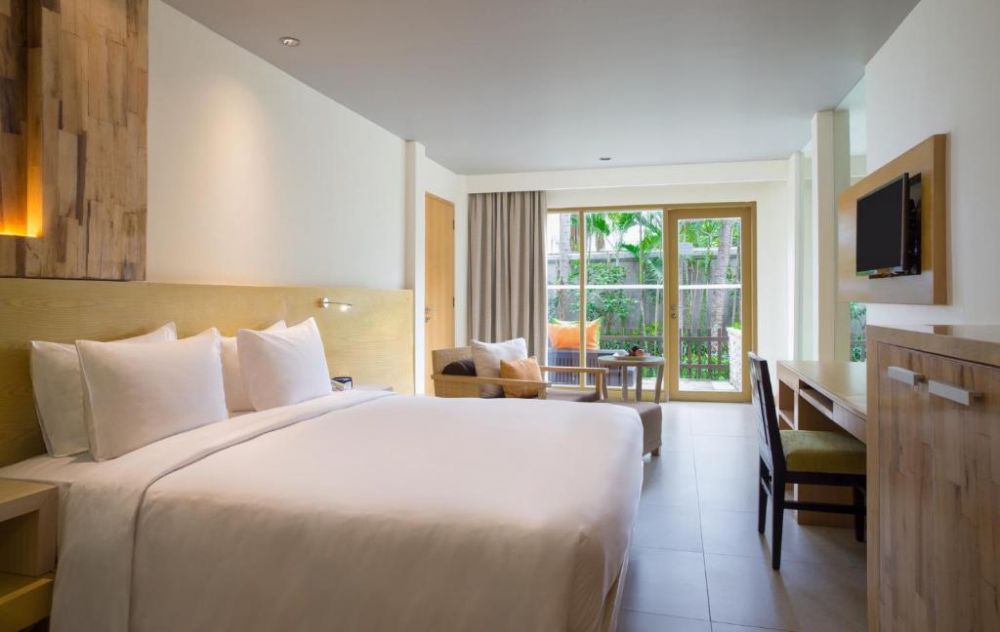Premium PV/Premium OV, Holiday Inn Resort Baruna Bali 5*