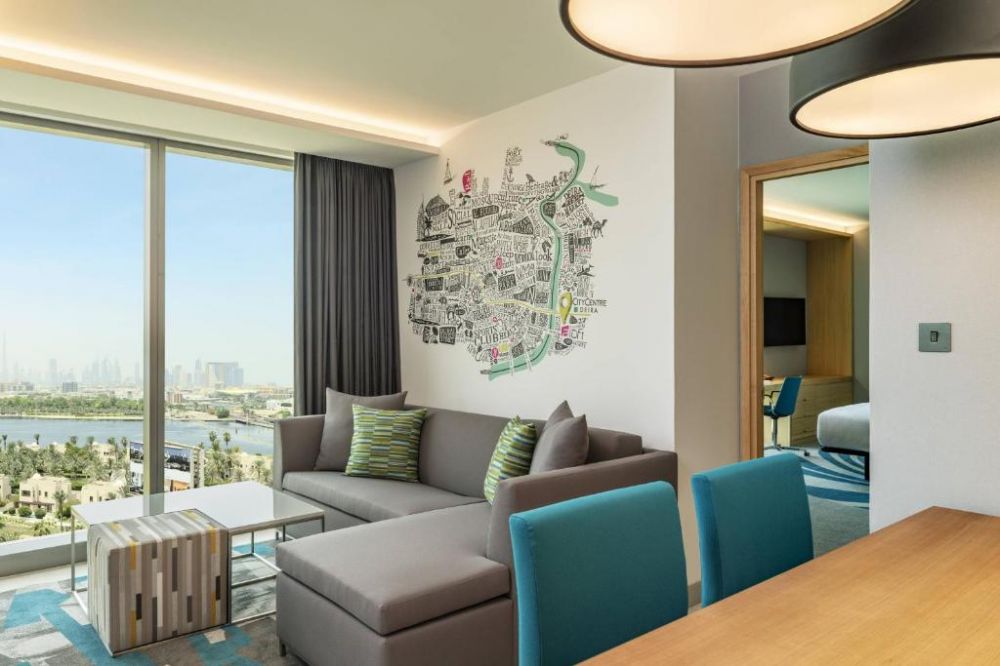 Savvy Suite, Aloft Dubai Creek 4*