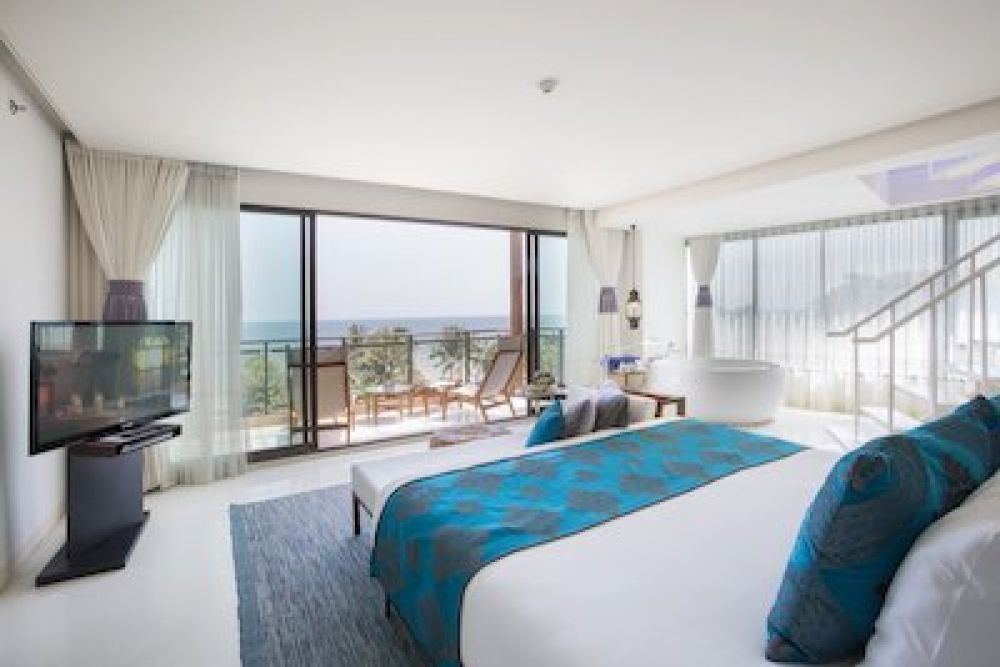 Celestial Suite In-Bedroom/ Balcony Jacuzzi, Marrakesh Hua Hin Resort & SPA 5*