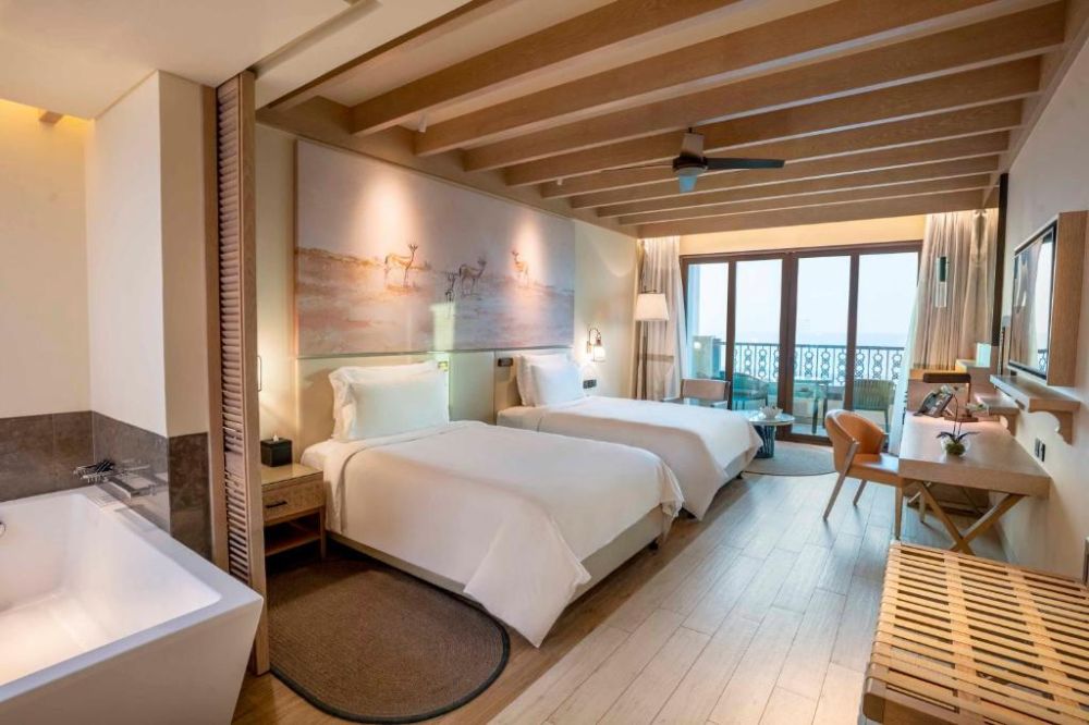 Sea View Room With Lounge Access And Balcony, Saadiyat Rotana Resort & Villas 5*