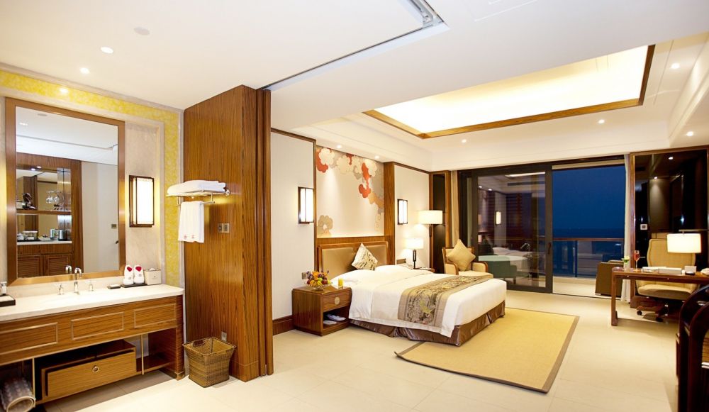 Deluxe GV/SV Room, Jinghai Hotel & Resort 5*