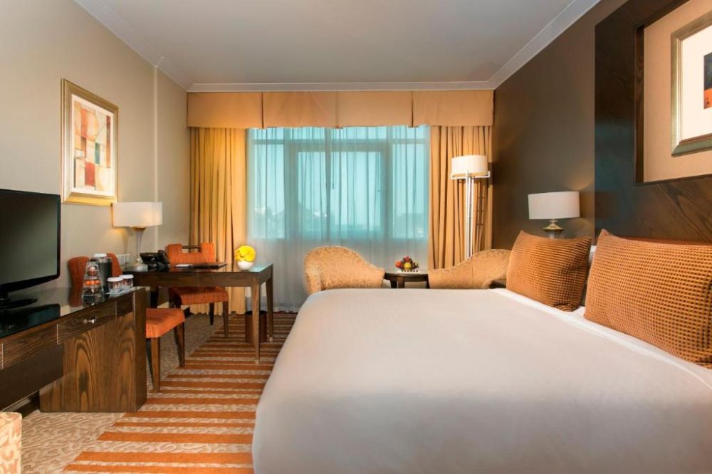 Deluxe Room, Swissotel Al Murooj Hotel (ex. Roda Al Murooj Downtown) 5*
