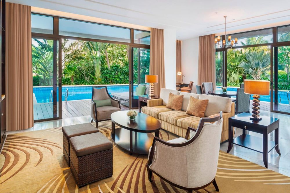 Lagoon Suite, The St. Regis Sanya Yalong Bay Resort 5*