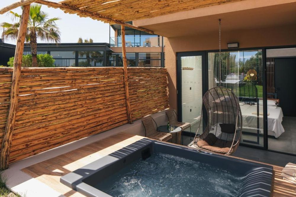 Superior Garden Level Outdoor Jetted Tub, La Mer Resort & Spa | Adults Only 5*
