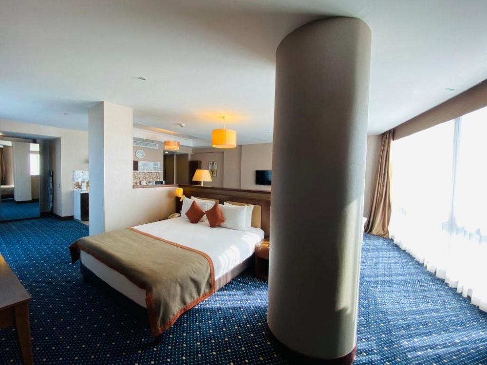 One Bedroom Suite, ParkSide Hotel & Apartments 4*