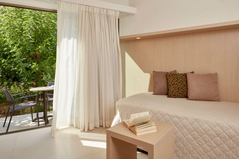 Casual Junior Room, The Island Hotel | Adults Only 5*