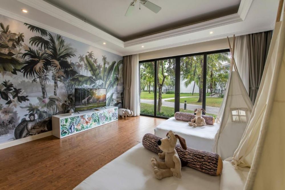 Deluxe Family Villa 3 Bedroom Safari, Vinpearl Wonderworld Phu Quoc 5*