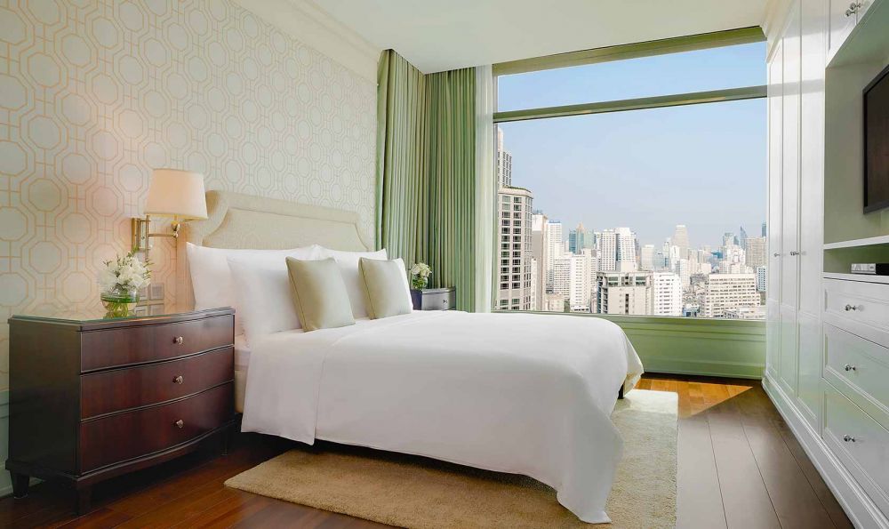 One Bedroom Suite City View/ Park View, Oriental Residence Bangkok 5*