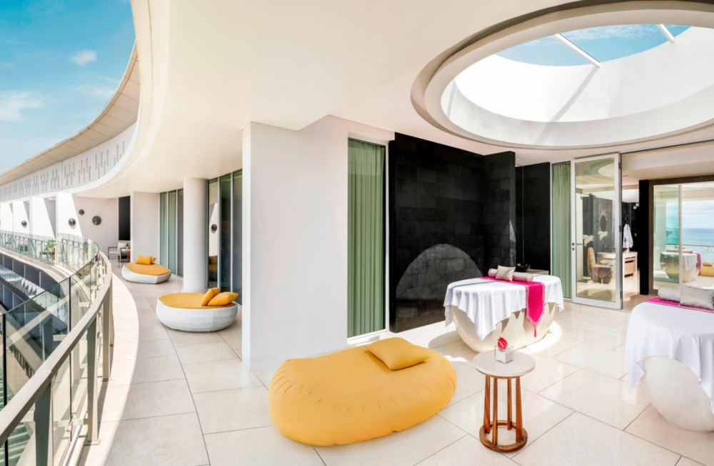 Penthouse Bi-Level Suite, W Bali Seminyak 5*