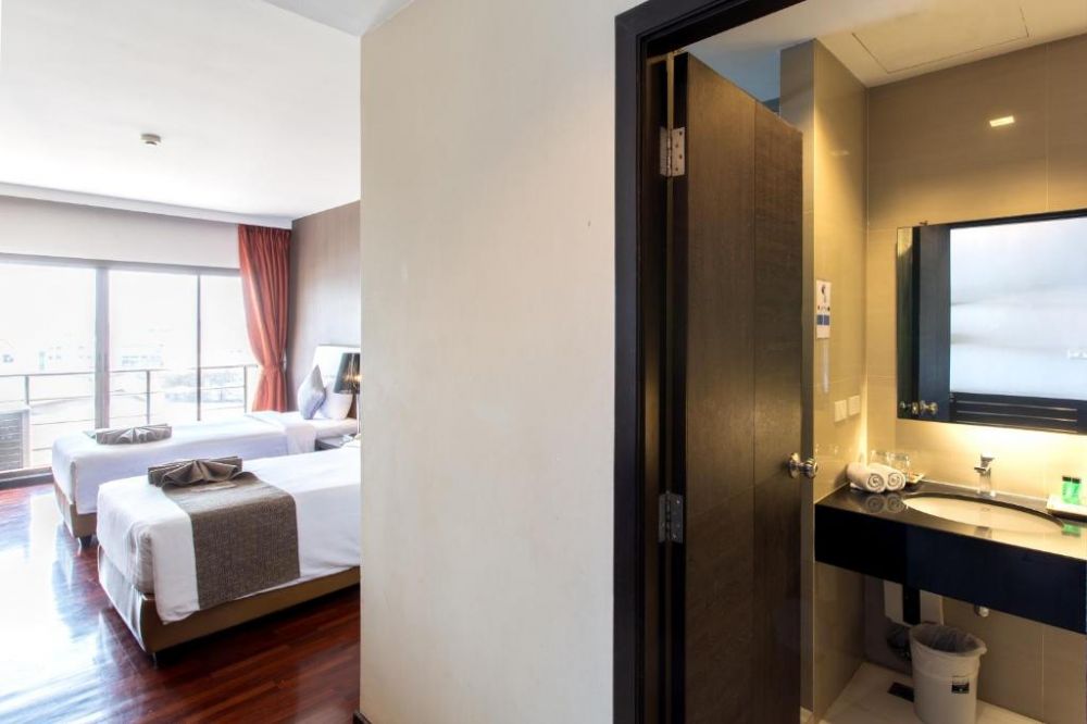 Deluxe, Mida Hotel Don Mueang Airport 4*
