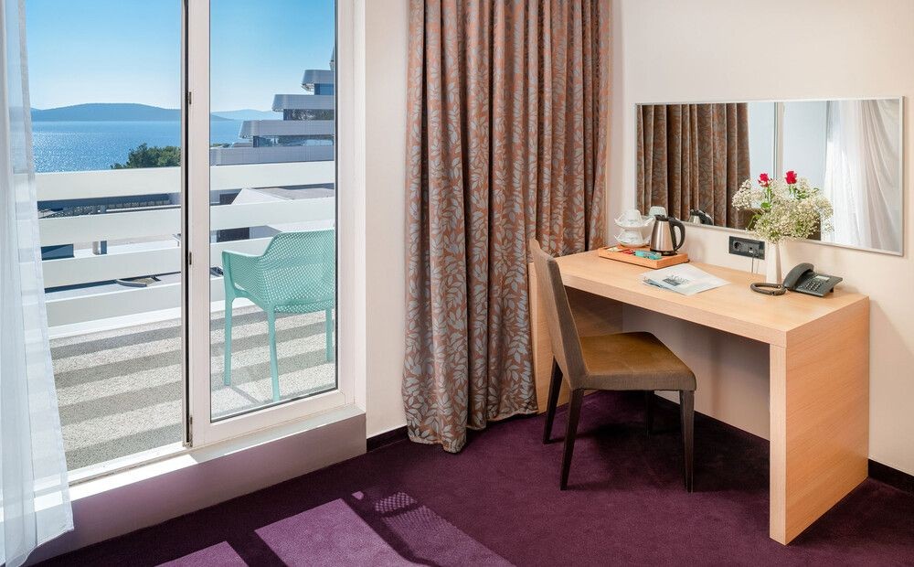 DOUBLE ROOM SEA VIEW, Hotel Olympia 4*