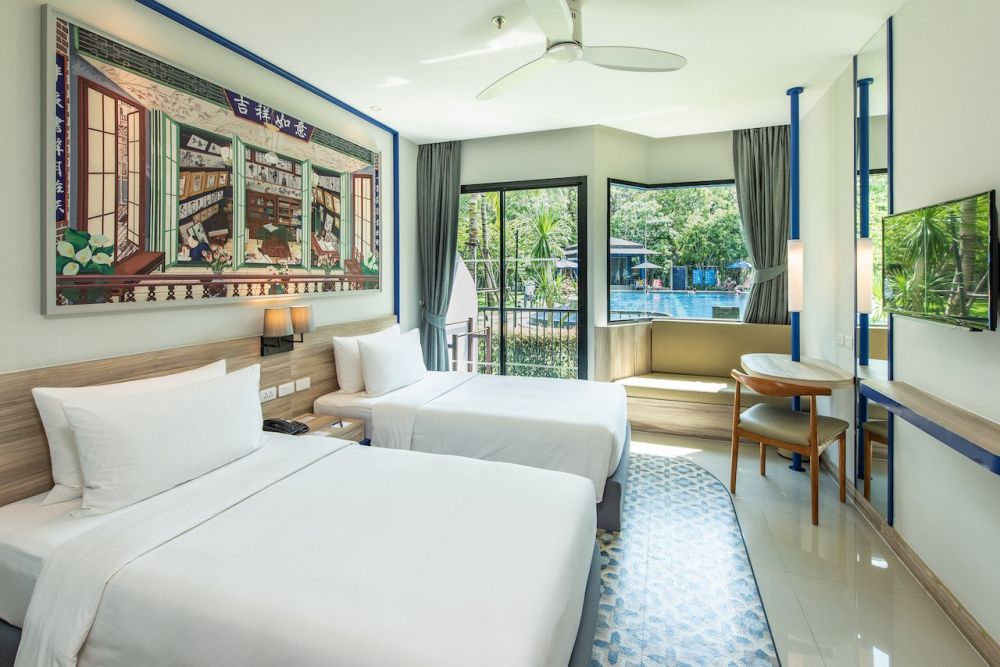 Deluxe Pool Access Room, Holiday Style Ao Nang Beach Resort (ex.Holiday Inn Express Krabi Ao Nang) 3*