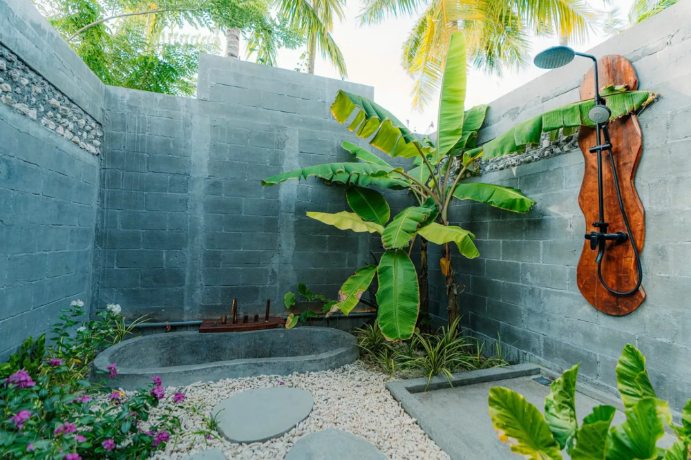 Bodu Haruge Beach Villa with Private Pool, Oaga Art Resort 5*