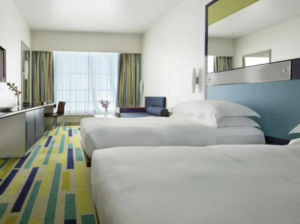 Deluxe Room, Dubai International Hotel 5*