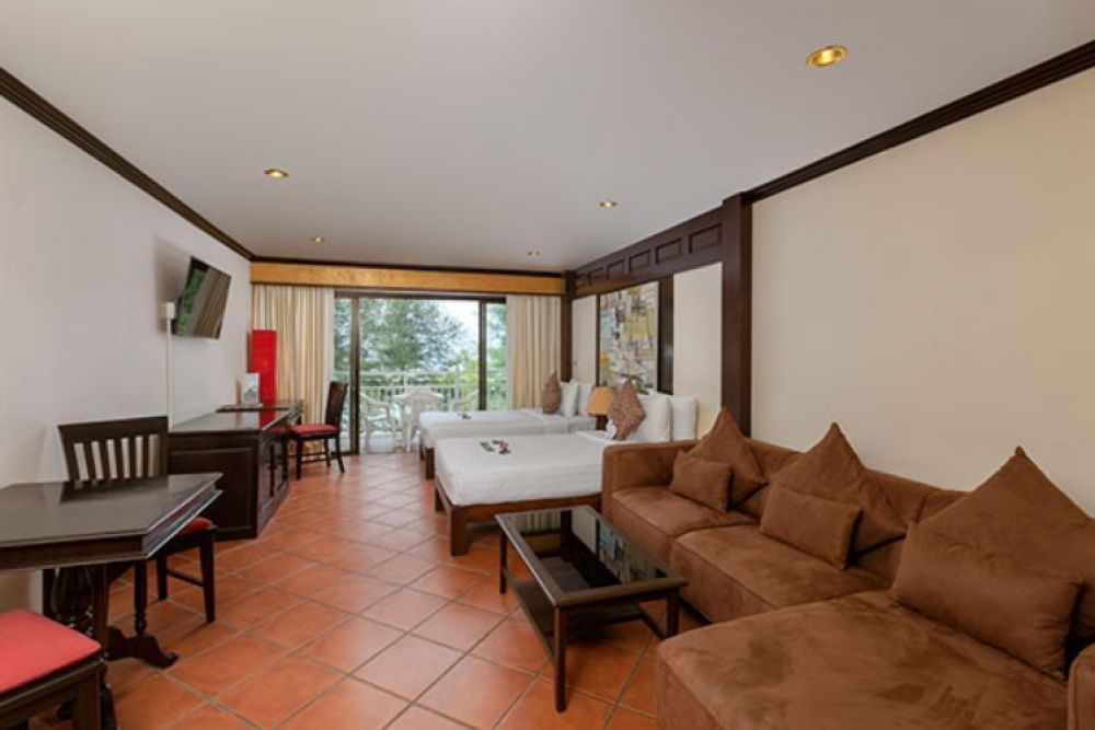 Family Room, The Front Village 3*