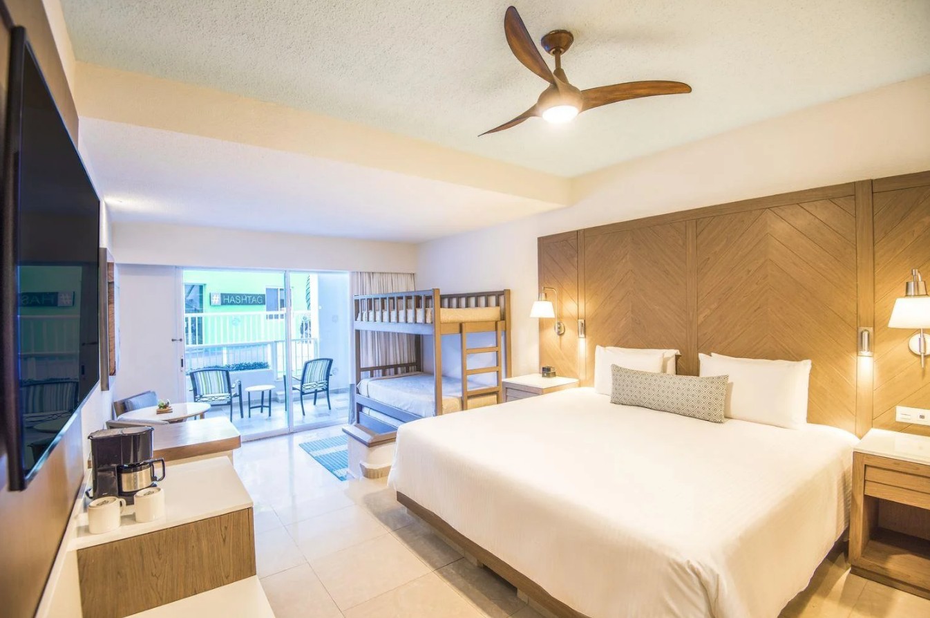 Family Junior Suite, Panama Jack Resorts Cancun 5*