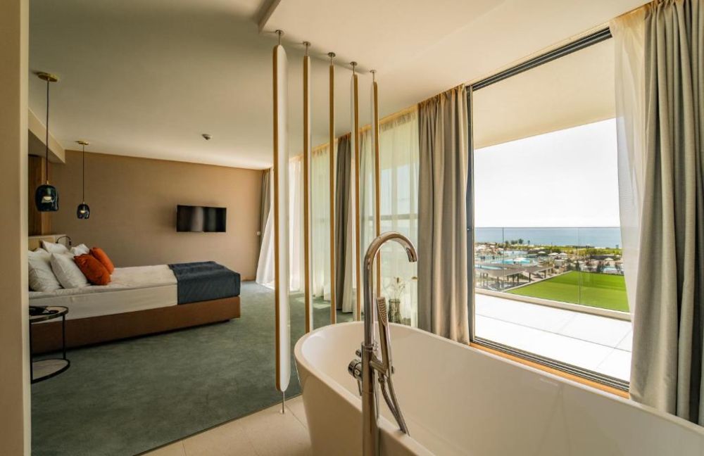 Signature Sea View Room, Wave Resort 5*