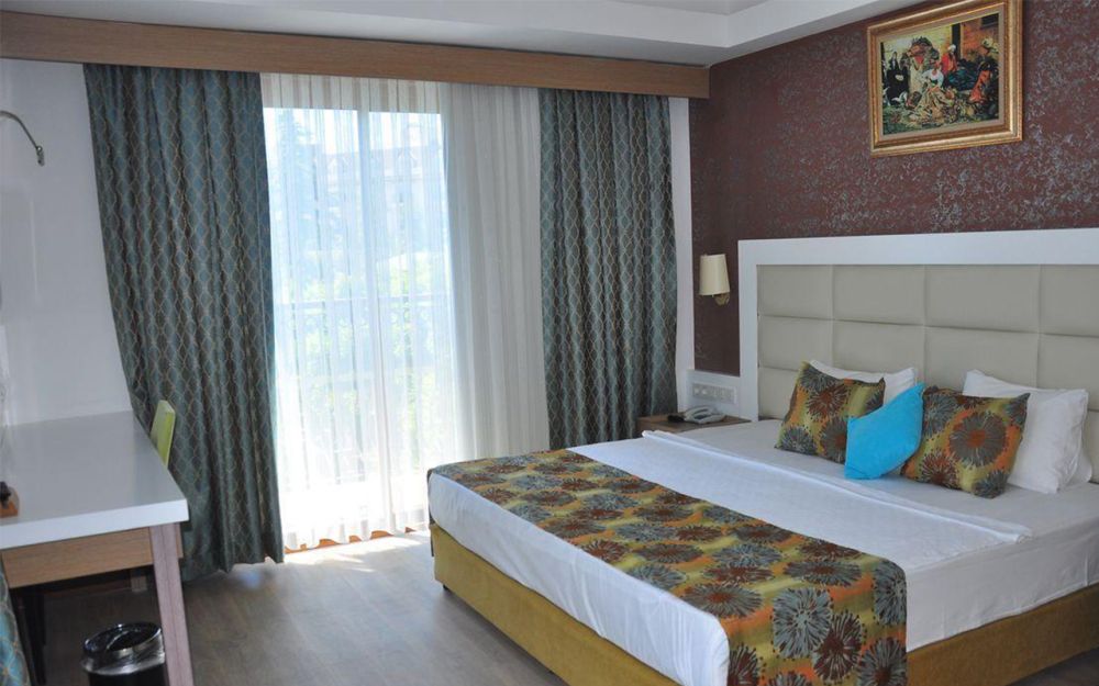 Standard Room / Standard Room Sea View, Palmet Resort Hotel 5*