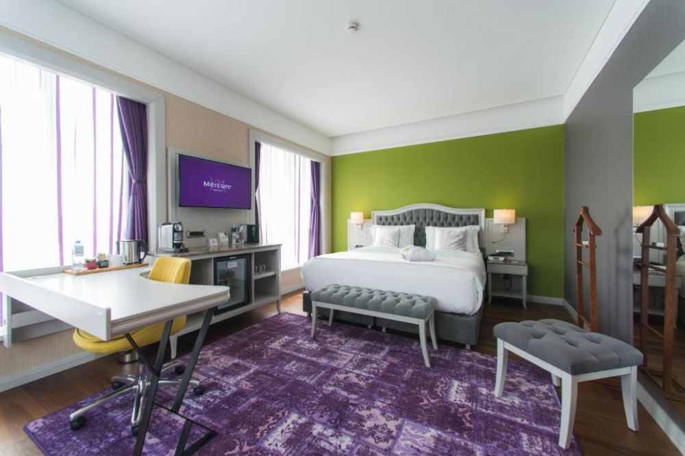 Privileges Deluxe, Mercure Old Town 4*