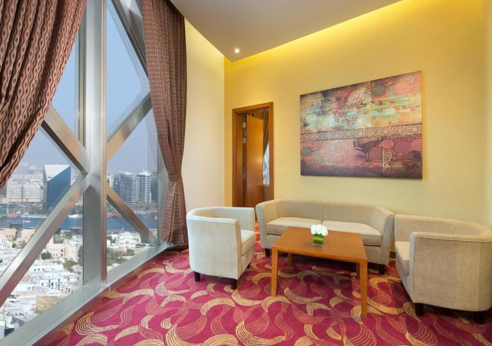 Suite Room, City Seasons Towers 4*