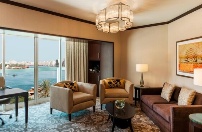 Executive Suite, Sheraton Dubai Creek Hotel & Towers 5*