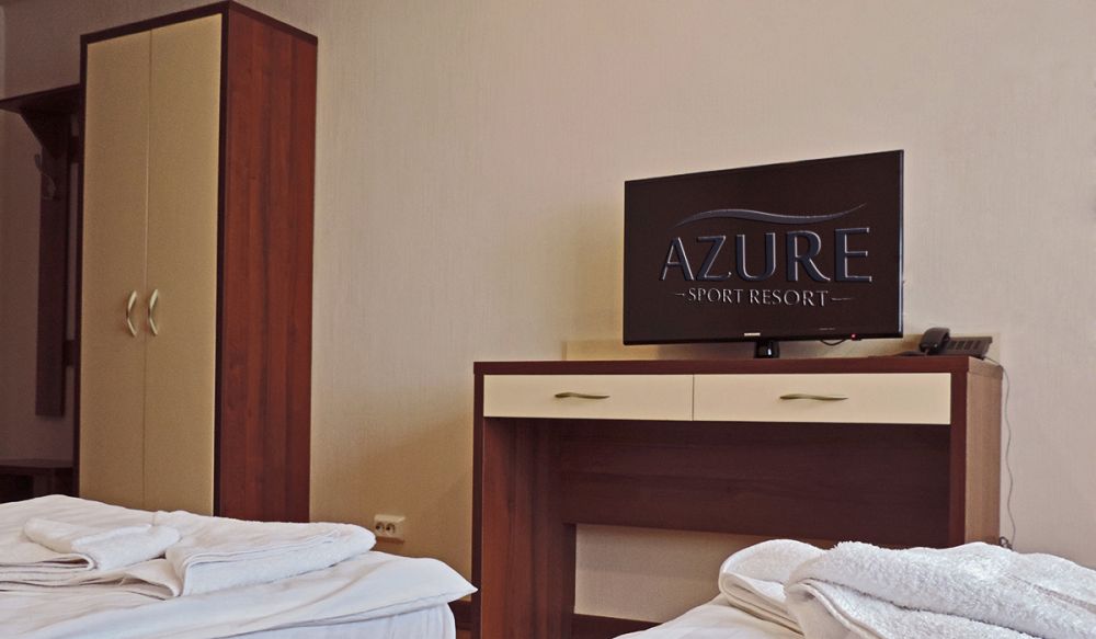 Econom, Azure Sport Resort 