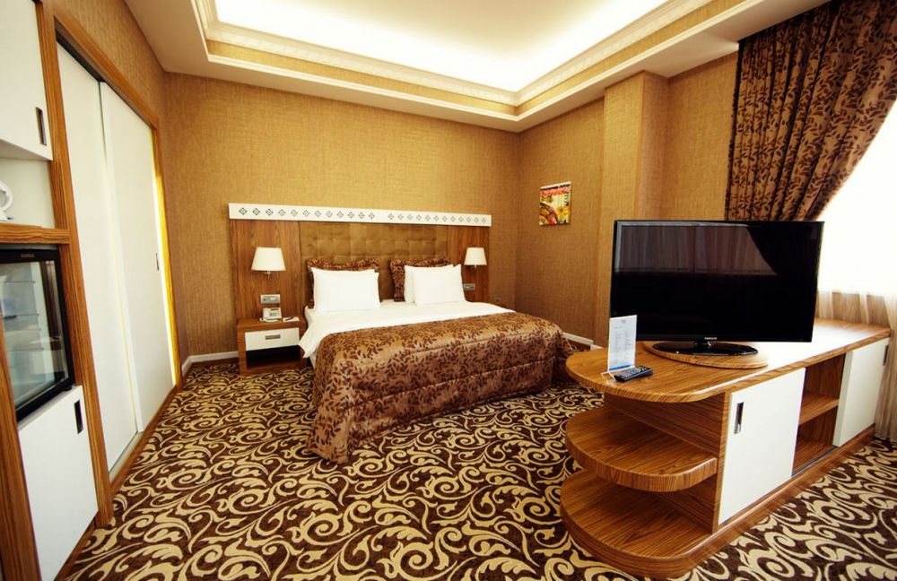 Junior Suite, Divan Express Hotel Baku 5*