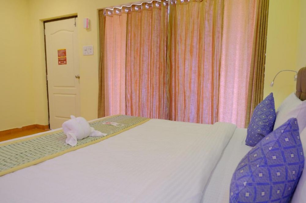Super Deluxe Room, The Byke Royal Pearl (Pure Veg) 3*