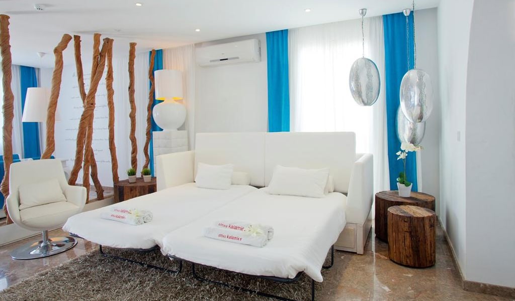 THREE-BEDROOM VILLA WITH PRIVATE POOL, Louis Althea Kalamies Luxury Villas 5*