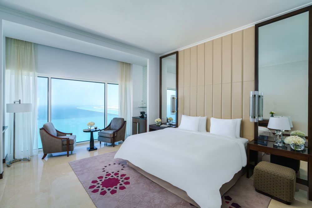 Deluxe Room Sea View, Rixos Marina Abu Dhabi 5*