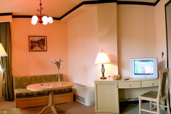 One Bedroom Suite, Orphey Bansko 4*