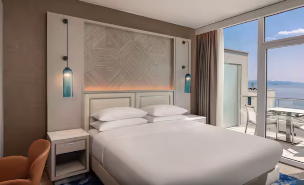 Deluxe Two Bedroom Seaview Villa, Hilton Rijeka Costabella Beach Resort & Spa 5*