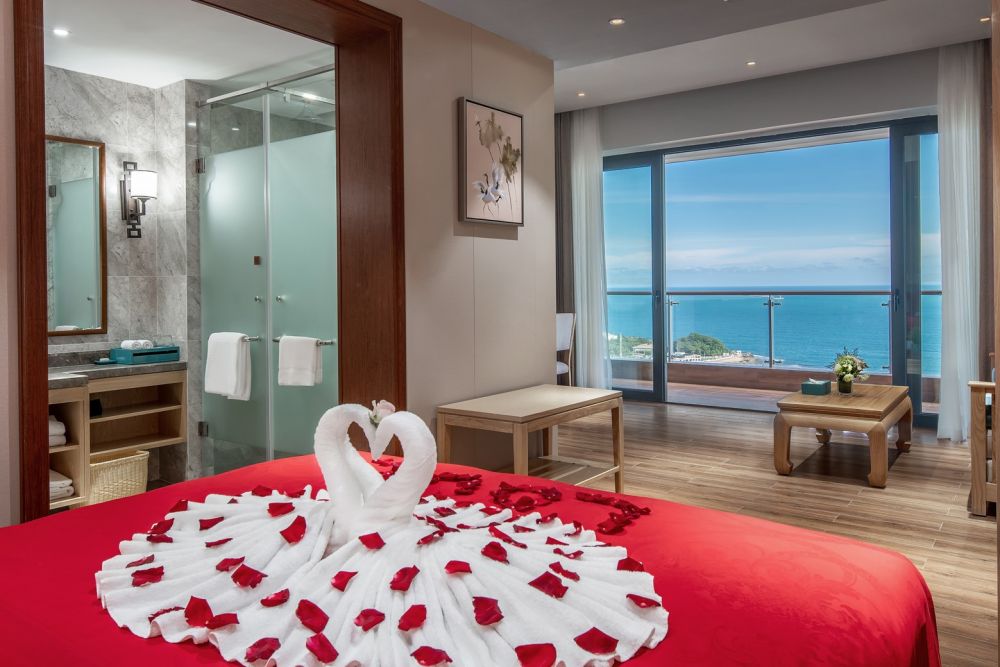 180 Degree Ocean View Suite, Da Dong Hai Hotel Sanya 5*