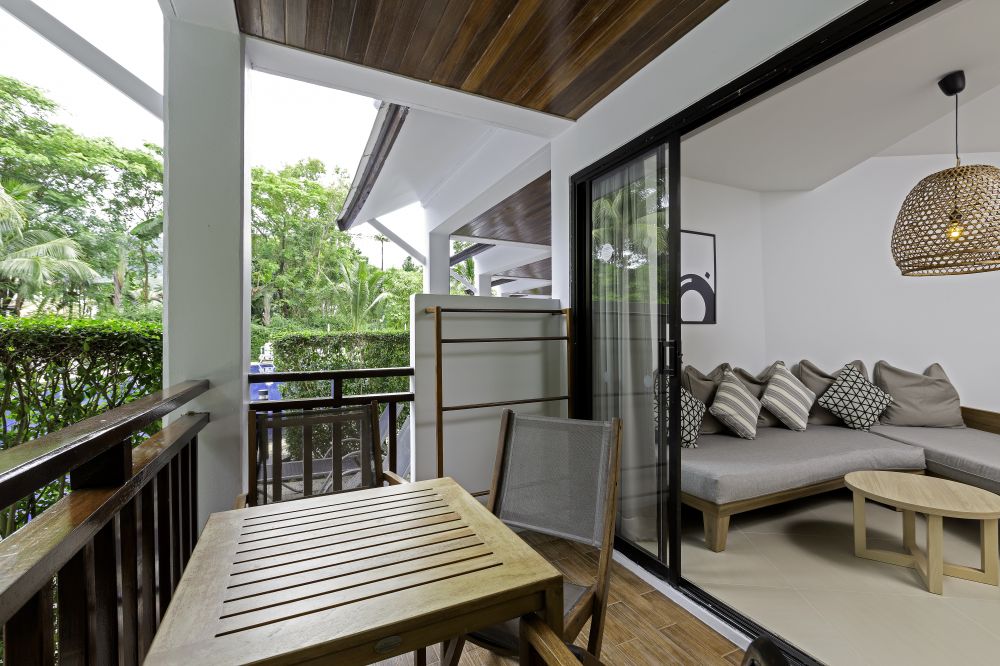 Royal Pool Access Studio, Sunwing Kamala Beach 4*