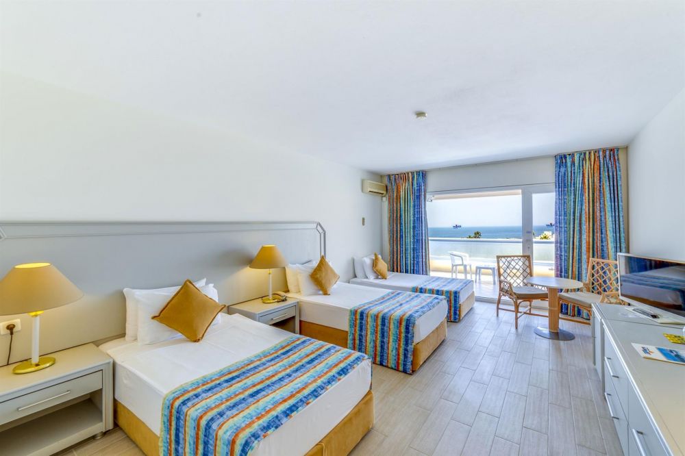 Standard Room Sea View, Grand Blue Sky Hotel 4*