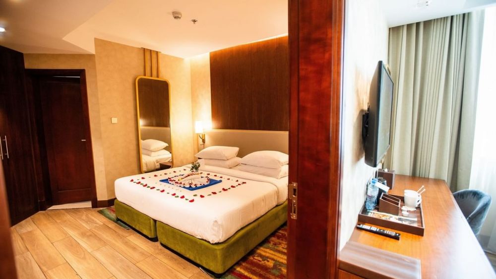 Deluxe 1 Bedroom Suite, City Seasons Suites Dubai 4*