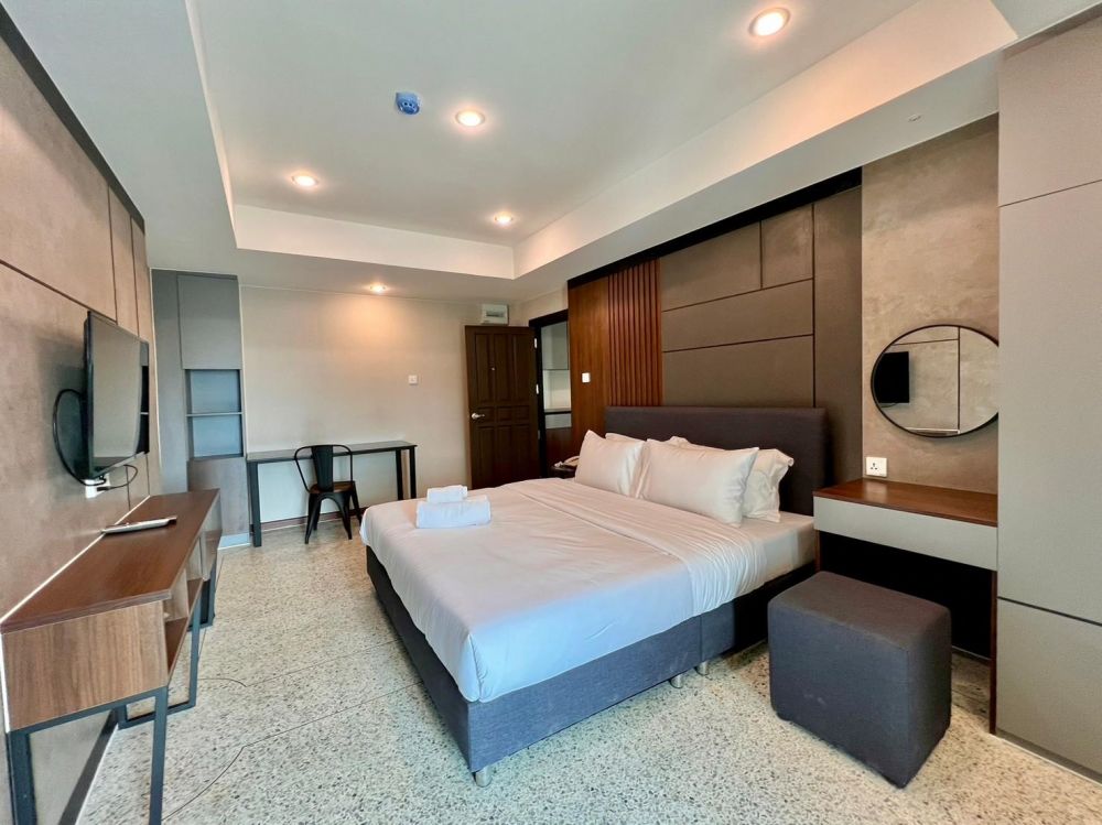 Royal Suite, 12 The Residence Hotel & Apartment 3*