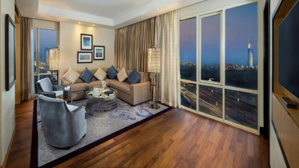 Corner Suite, Kempinski Hotel Mall of the Emirates 5*