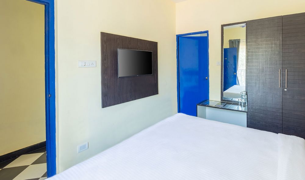 OAK Room, Blue Door Hotel Morjim 2*