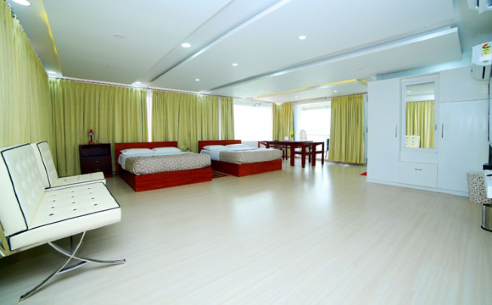 Superior Deluxe Room A/C, Rajah Island 4*