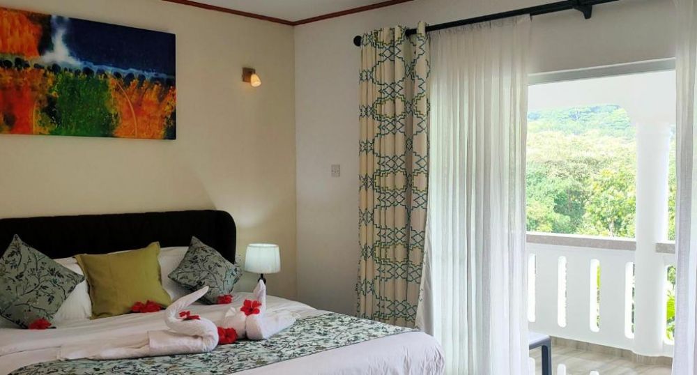 Deluxe (Standard) Room, Mountain View Hotel 3*