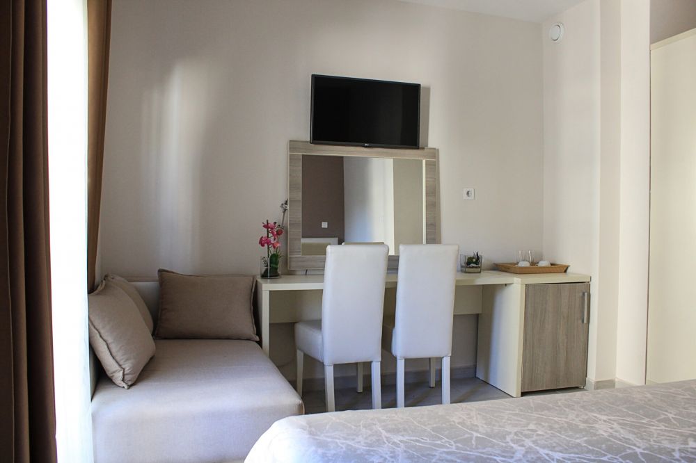Double and Triple Room, Bojana 3*
