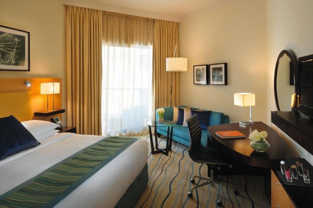 Superior Room with Balcony, Movenpick Hotel Jumeirah Beach 5*