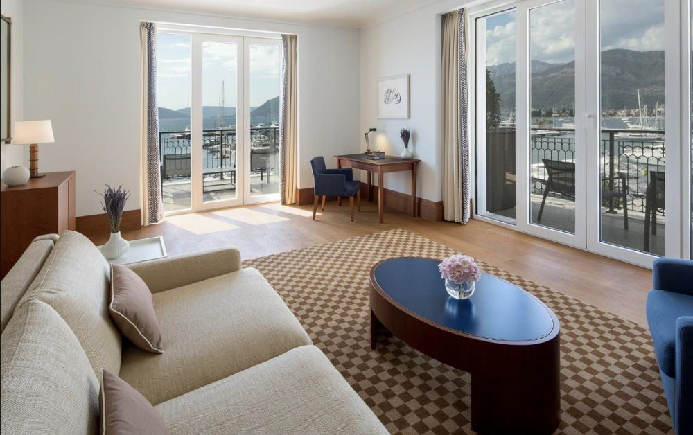 Three-Bedroom Suite Sea View, Regent Porto Montenegro 5*