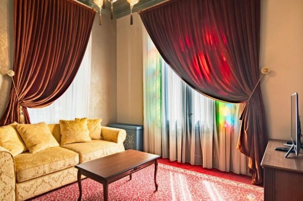 Ambassador Suite, Golden Tulip Borjomi 4*
